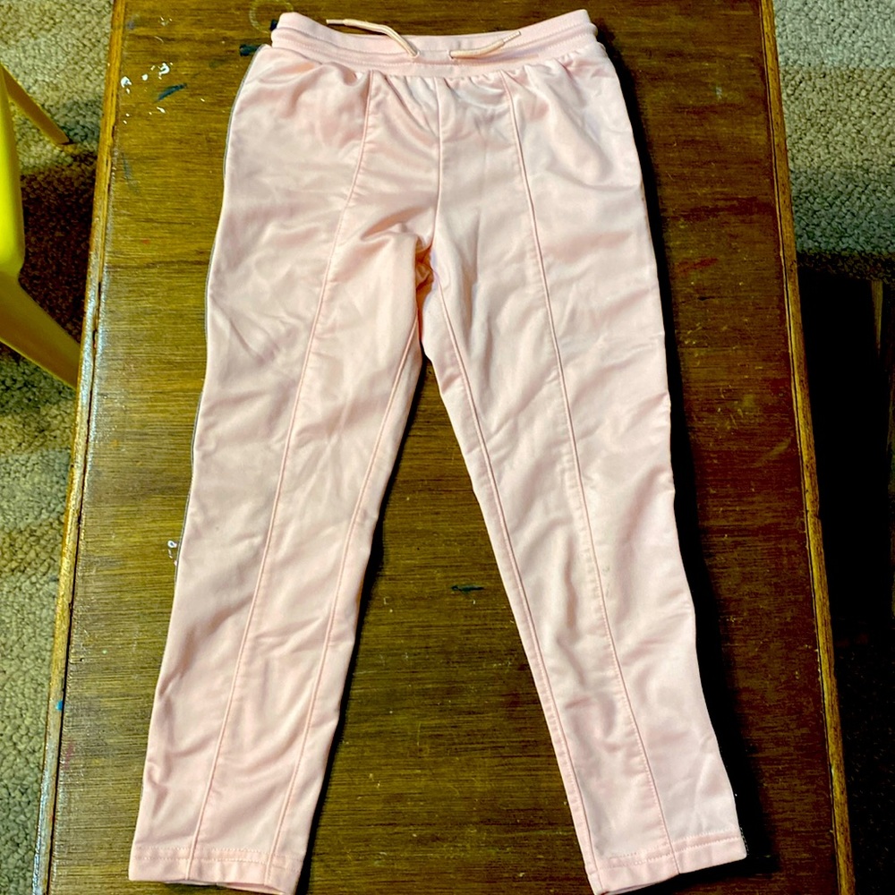 Converse joggers size 6 for little girl